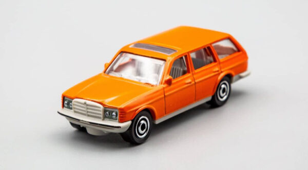 Mercedes-Benz S 123 Station Wagon (Retro Series - 2020)