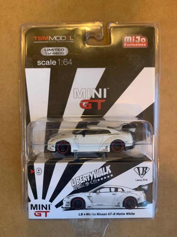 LB★WORKS Nissan GT-R R35 (Type 1, Rear Wing ver. 1, Matte White, LHD - 2019)