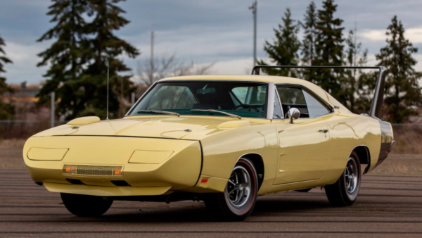 '69 Dodge HEMI Daytona / '69 Plymouth HEMI GTX Convertible (Factory 2-Packs - 2008)