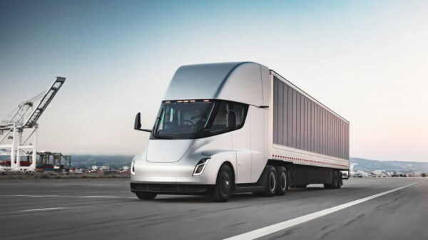 Tesla Semi & Pipe Trailer / Load Lifter (Matchbox Convoys - 2020)