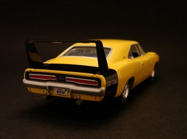 '69 Dodge HEMI Daytona / '69 Plymouth HEMI GTX Convertible (Factory 2-Packs - 2008)