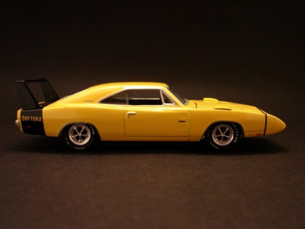 '69 Dodge HEMI Daytona / '69 Plymouth HEMI GTX Convertible (Factory 2-Packs - 2008)