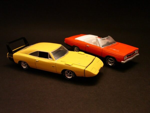 '69 Dodge HEMI Daytona / '69 Plymouth HEMI GTX Convertible (Factory 2-Packs - 2008)