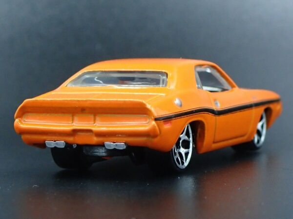 '70 Dodge Challenger HEMI (New Models - 2006)