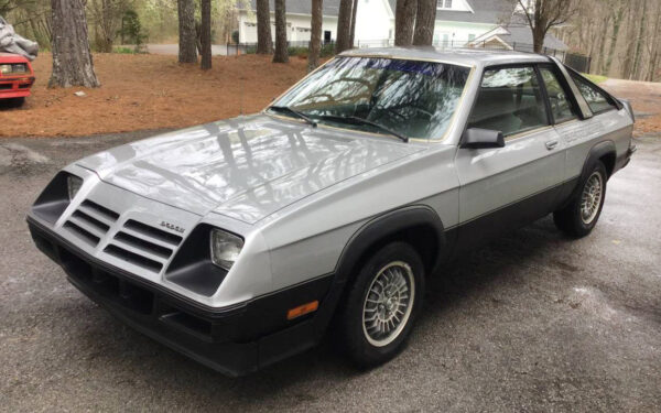 Omni 024 (Hot Wheels - 1982)