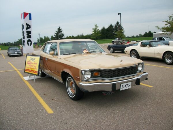 '78 AMC Matador Barcelona with Spare Tires (The Hobby Shop Series 10 - 2020)