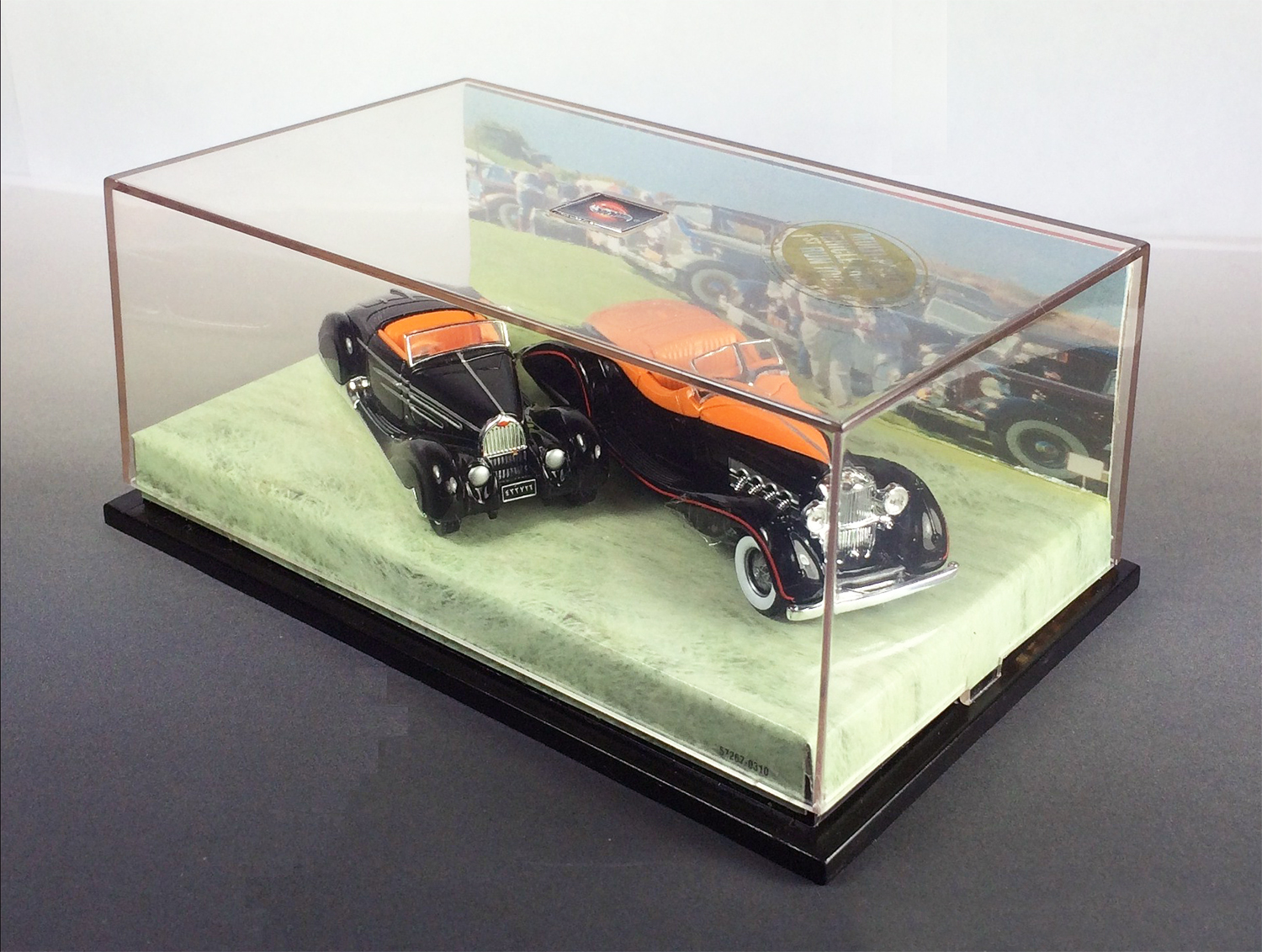 '32 Duesenberg SJ / Type 57C Bugatti Cabriolet (Classic Bodies 2-Car Set - 2003)