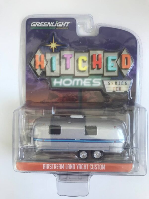 Airstream Land Yacht Custom (Hitched Homes Series 11 - 2020)