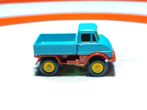 Mercedes-Benz Unimog (1-75 Series - 1968)