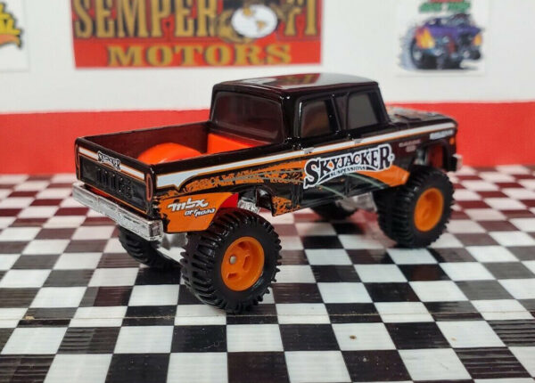 '68 Dodge D200 (Superfast Series - 2020)