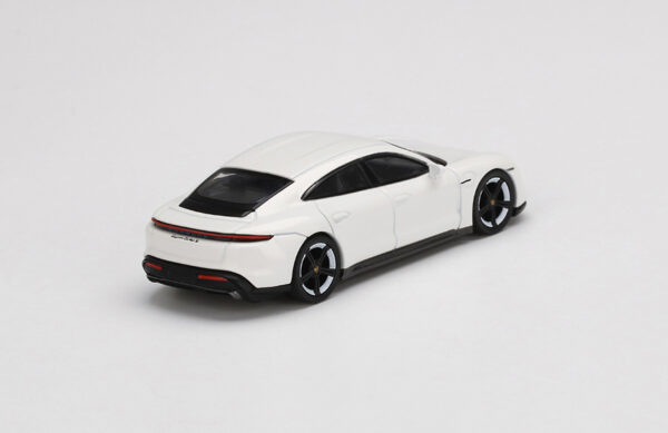 Porsche Taycan Turbo S (White, LHD - 2021)