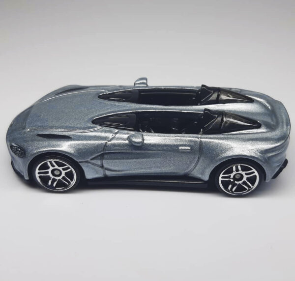 Aston Martin V12 Speedster (HW Exotics - 2021)
