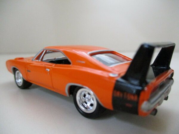 '69 Dodge Daytona (Mopar Muscle - 2002)