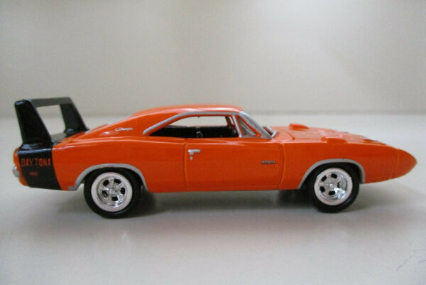 '69 Dodge Daytona (Mopar Muscle - 2002)