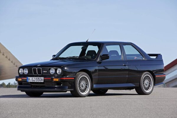 '91 BMW M3 (Red Line Club - 2022)