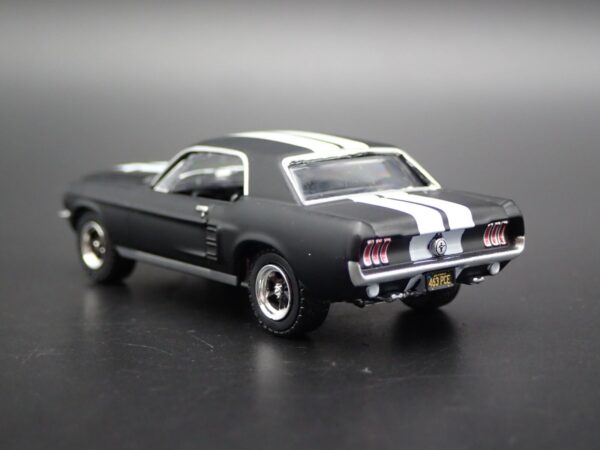 '67 Ford Mustang Coupe (Hollywood Series 35 (Creed II) - 2022)