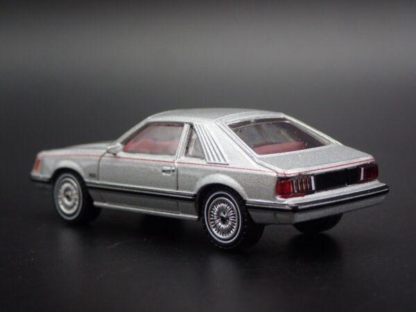 '79 Ford Mustang Coupe Chia with Woman in a Dress (The Hobby Shop Series 12 - 2022)