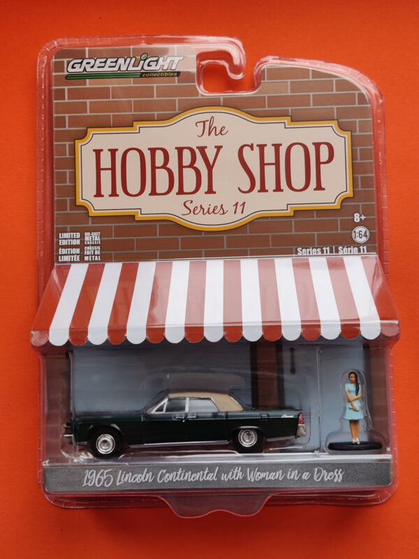 '65 Lincoln Continental Convertible with Woman in a Dress (The Hobby Shop Series 11 - 2021)