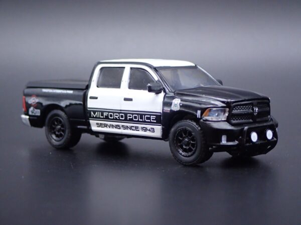 '17 Ram 1500 (Hot Pursuit Series 40 (Milford Police Department) - 2021)