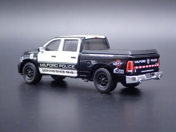 '17 Ram 1500 (Hot Pursuit Series 40 (Milford Police Department) - 2021)
