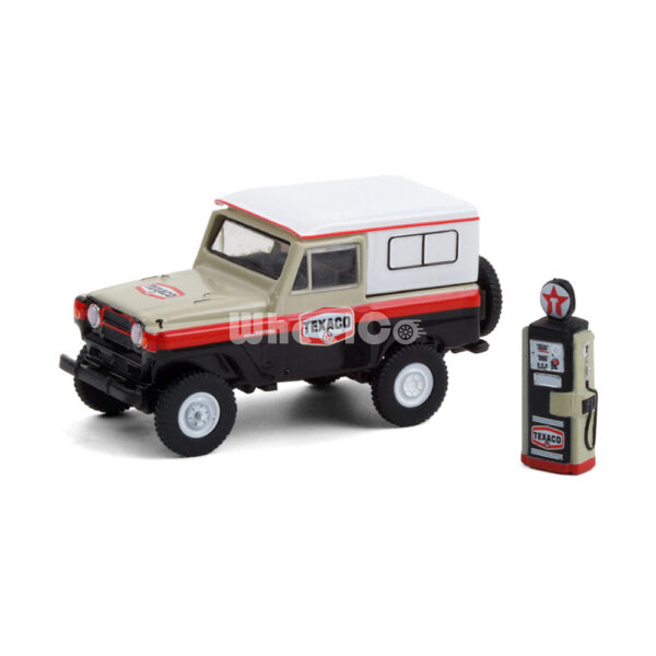 '67 Nissan Patrol with Vintage Gas Pump (The Hobby Shop Series 10 - 2020)