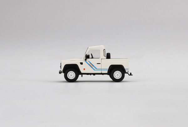 Land Rover Defender 90 Pickup (White, LHD - 2021)