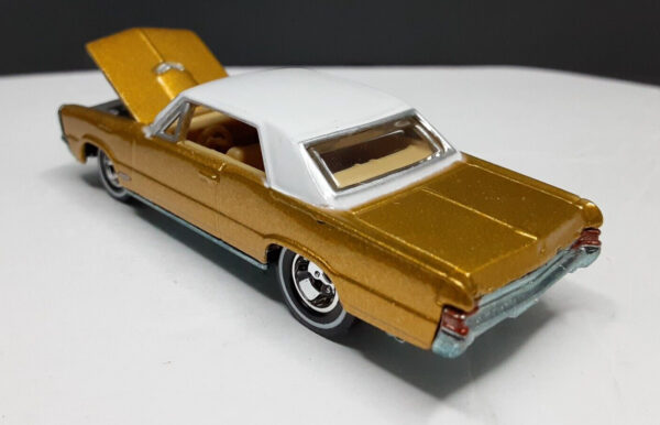 '65 Pontiac GTO (Ultra Hots - 2006)