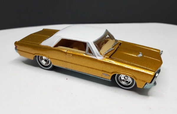 '65 Pontiac GTO (Ultra Hots - 2006)