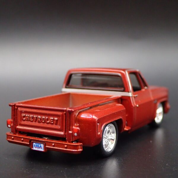 '83 Chevy Silverado Stepside (Premium: 2023 Release 1 Set B)