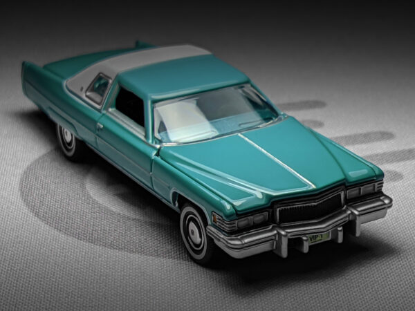 '76 Cadillac Coupe DeVille (Premium: 2017 Release 3 Set A)