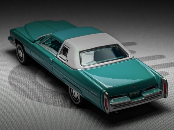 '76 Cadillac Coupe DeVille (Premium: 2017 Release 3 Set A)