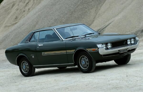 Toyota Celica 1600GTV (TA22) (Green with Luggage Rach - 2022)