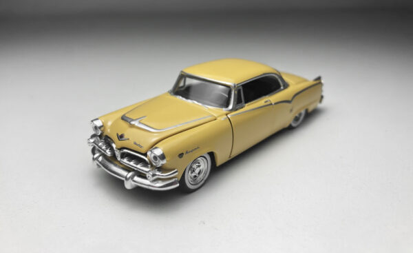 '55 Dodge Royal Lancer (Auto-Thentics Release 3B - 2008)