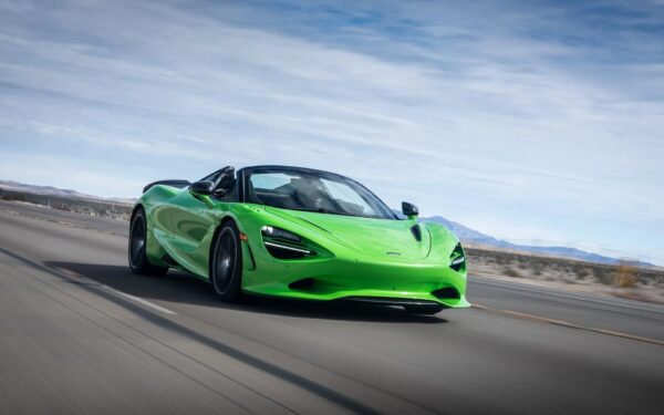 McLaren 750S Spider (Mantis Green, LHD - 2024)
