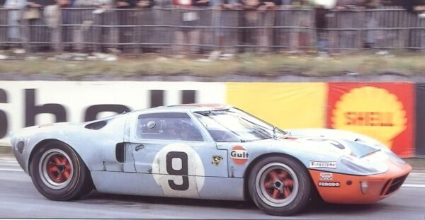 Ford GT40 MK1 (#9, Gulf Racing, 1968 24h Le Mans Winner - 2024)