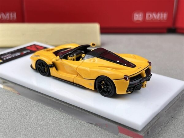 LaFerrari Aperta (Metallic Yellow - 2023)