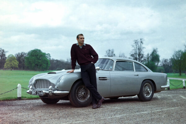 Aston Martin DB5 "Thunderball" (007 Model Collection, English Version - 2025)