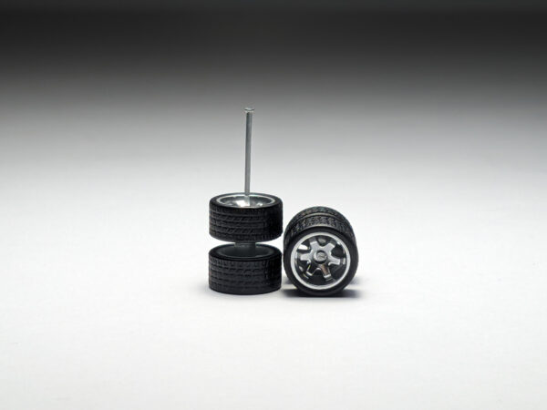 Hot Wheels Real Riders 6 Spokes Wheels (Chrome)
