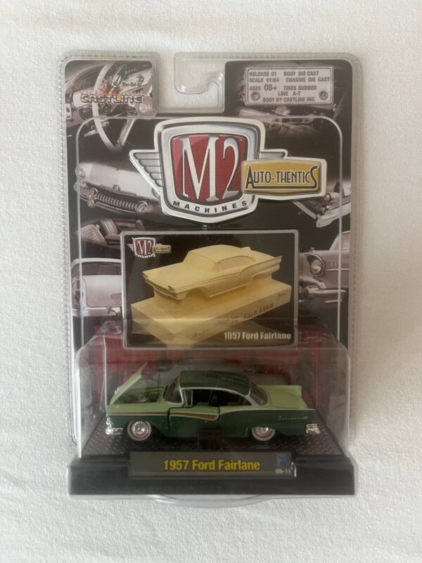 '57 Ford Fairlane (Auto-Thentics Release 1B - 2008)