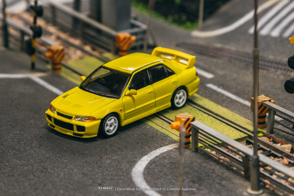 Mitsubishi Lancer GSR Evolution III with Tarmac Cards (Global64: Yellow - 2024)