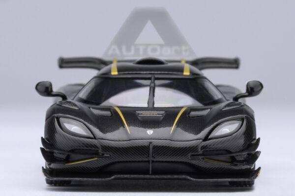 Koenigsegg One:1 (Carbon - 2025)