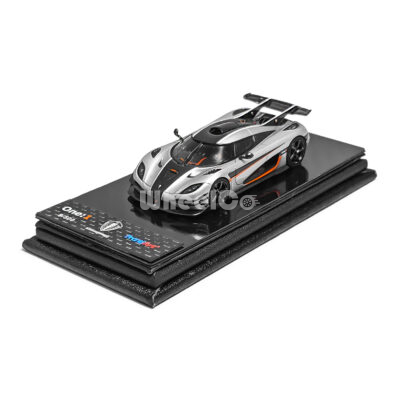 Koenigsegg One:1 (Silver, Open Resin Model Car - 2025)