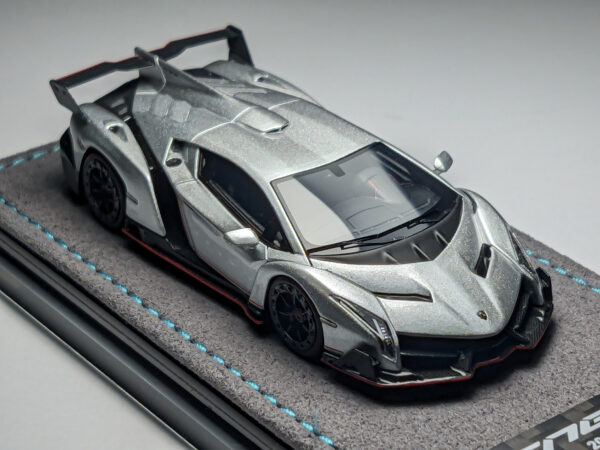 Lamborghini Veneno (Discoloration Gray - 2025)