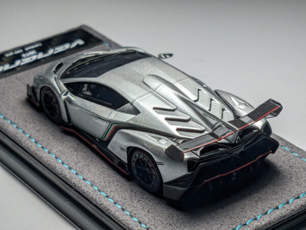 Lamborghini Veneno (Discoloration Gray - 2025)