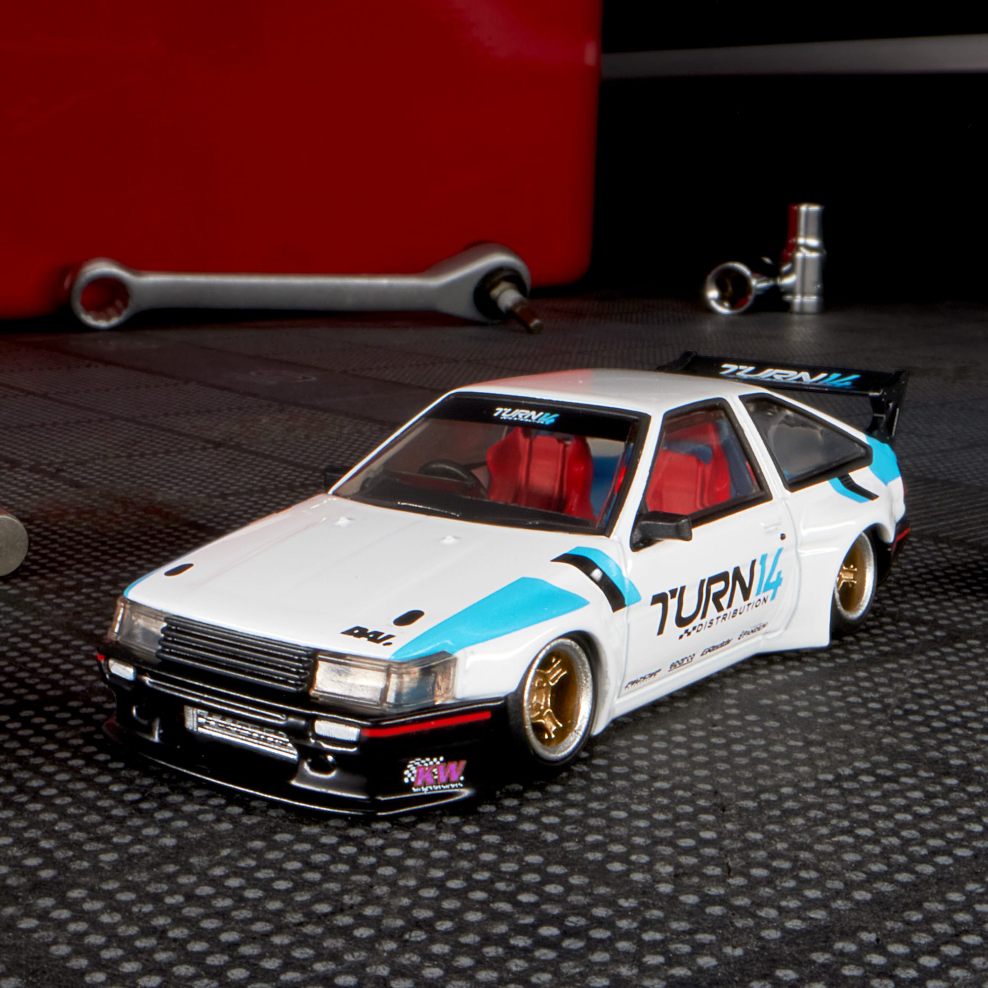 Попереднє замовлення на Hot Wheels Elite 64 Toyota Corolla Levin (AE86) Custom - фото 1 Попереднє замовлення на Hot Wheels Elite 64 Toyota Corolla Levin (AE86) Custom - фото 1