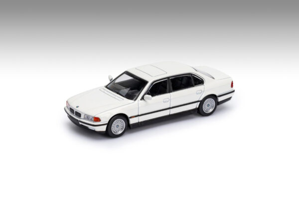 BMW 750iL (E38) (BMW Collection Series: White - 2024)