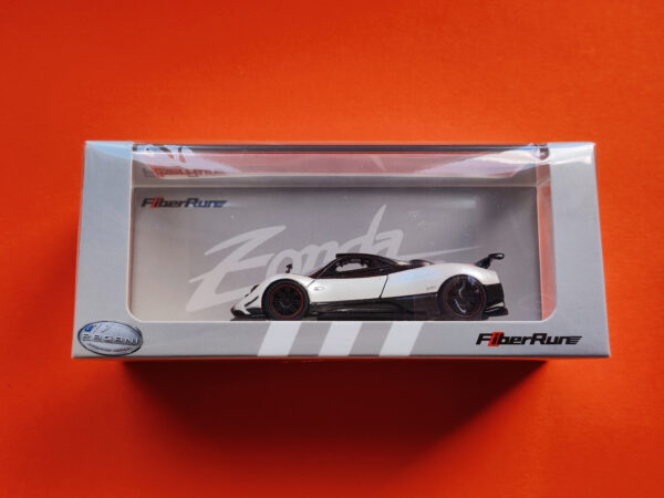 Pagani Zonda Cinque (Pearl White - 2025)