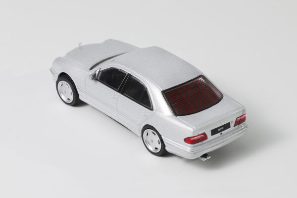 Mercedes-Benz E55 AMG (W210) (Silver - 2025)