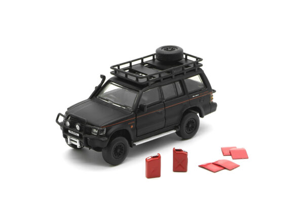 Mitsubishi Pajero (2Gen) (Jungle Pack, Matte Black, LHD - 2022)