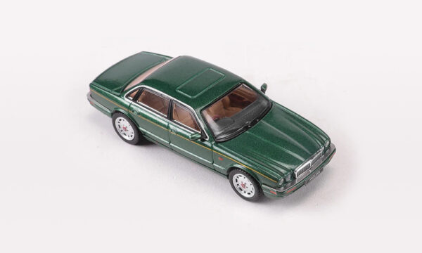 Jaguar XJ (X300) (Green - 2023)